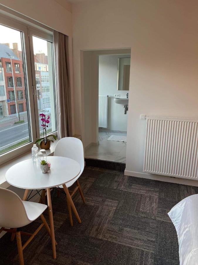 Nieuwe Kamer In Centrum Brugge Met Badkamer ! المظهر الخارجي الصورة