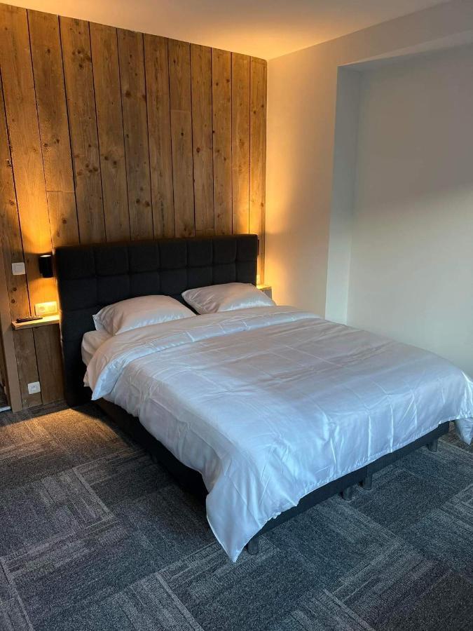 Nieuwe Kamer In Centrum Brugge Met Badkamer ! المظهر الخارجي الصورة
